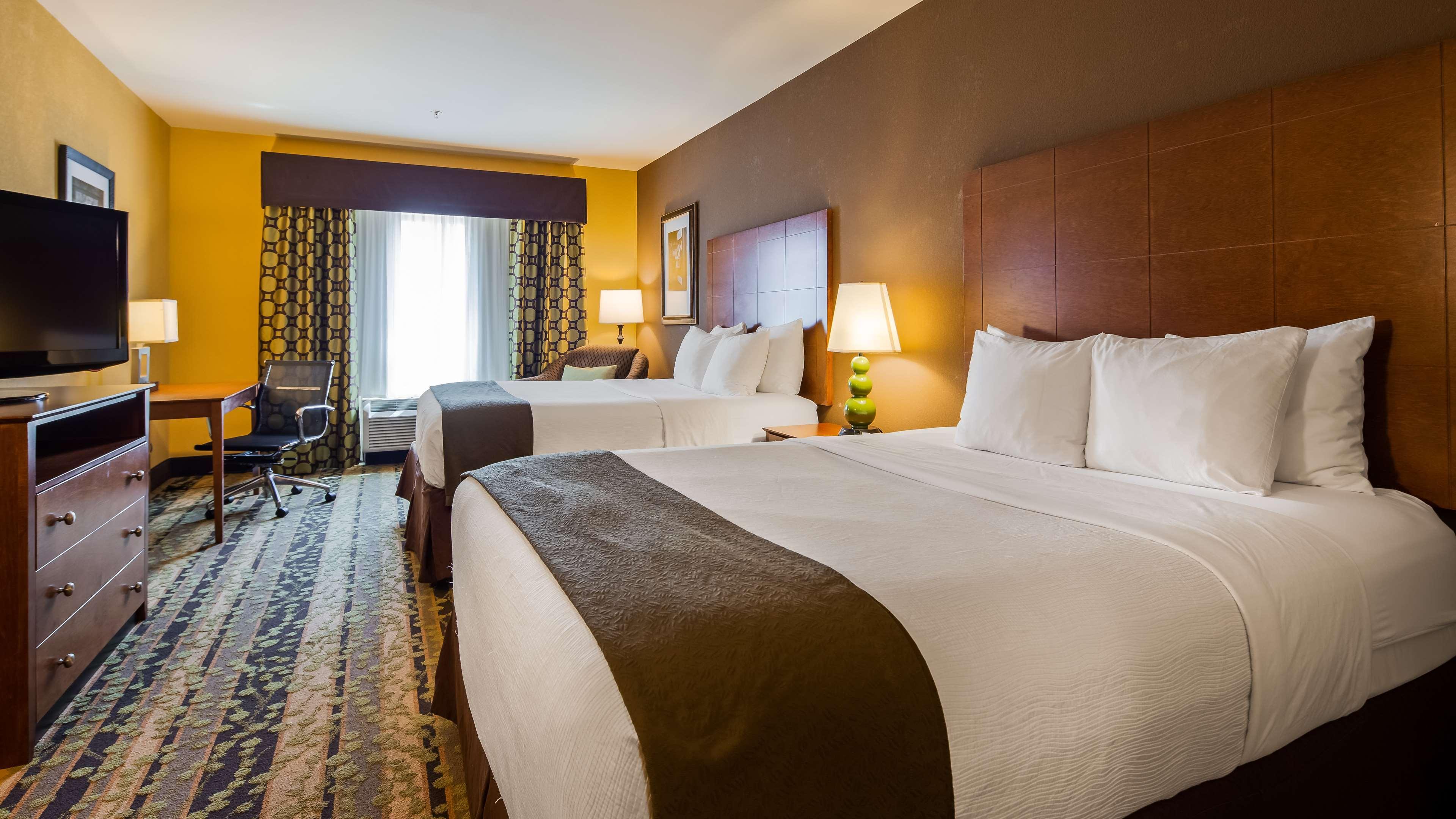 Best Western Plus Tupelo Inn & Suites Esterno foto