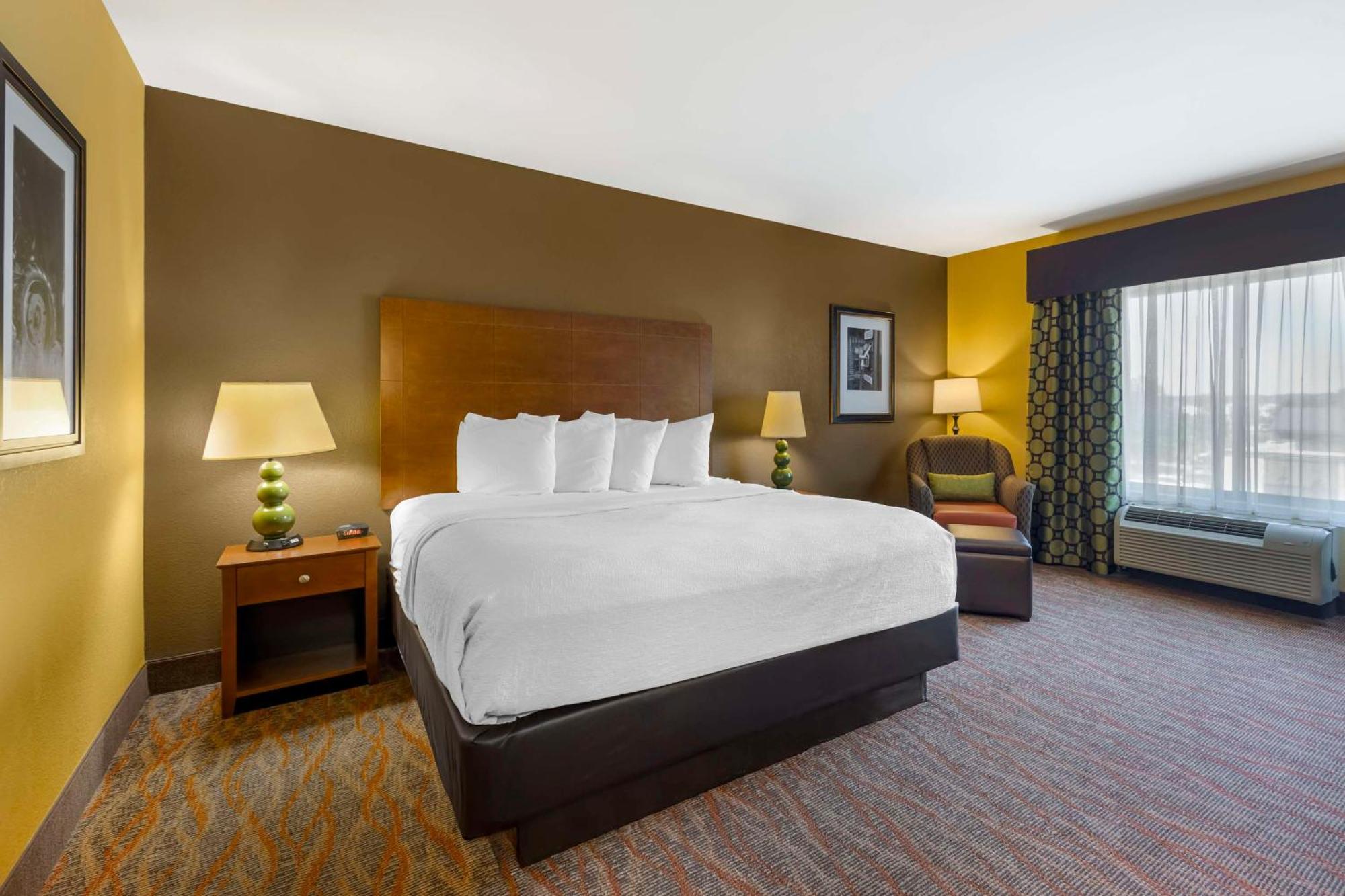 Best Western Plus Tupelo Inn & Suites Esterno foto