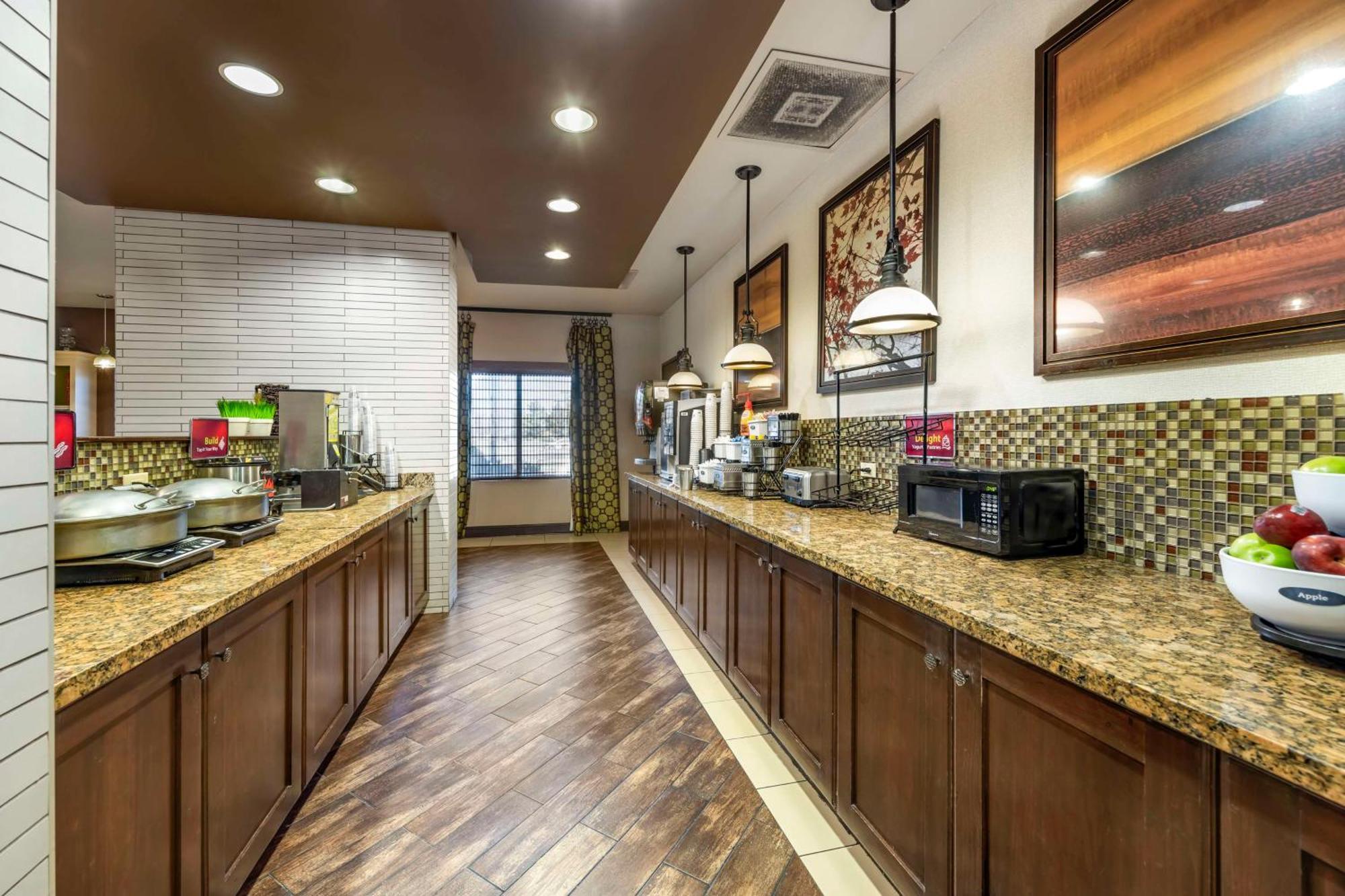 Best Western Plus Tupelo Inn & Suites Esterno foto