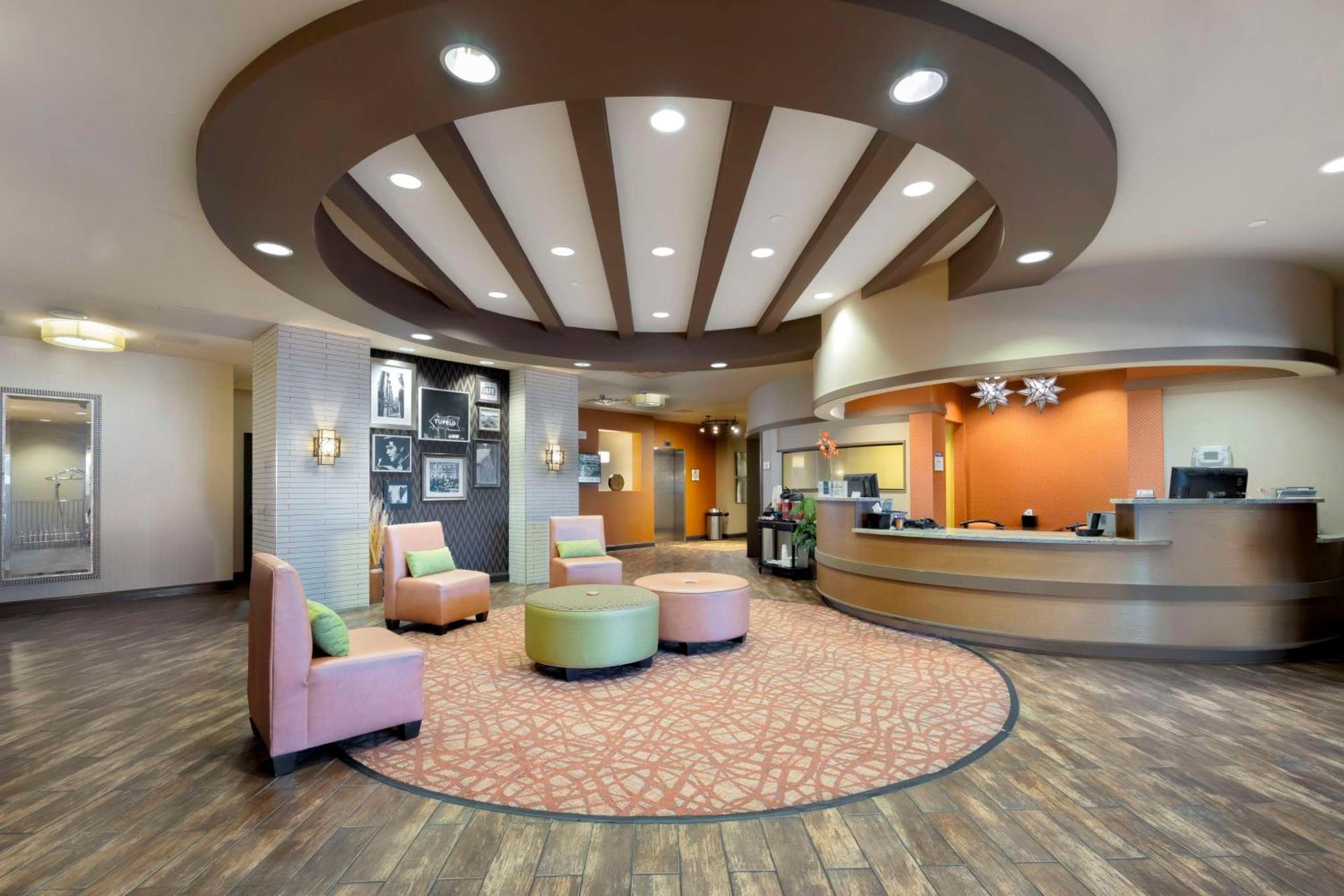 Best Western Plus Tupelo Inn & Suites Esterno foto